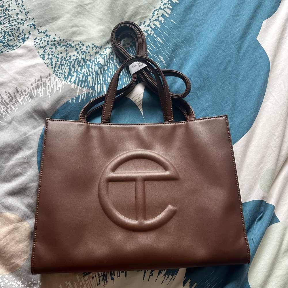 Telfar Medium Shopper - Chocolate
